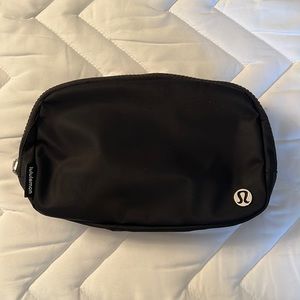 COPY - Lululemon belt bag, new with tags, black